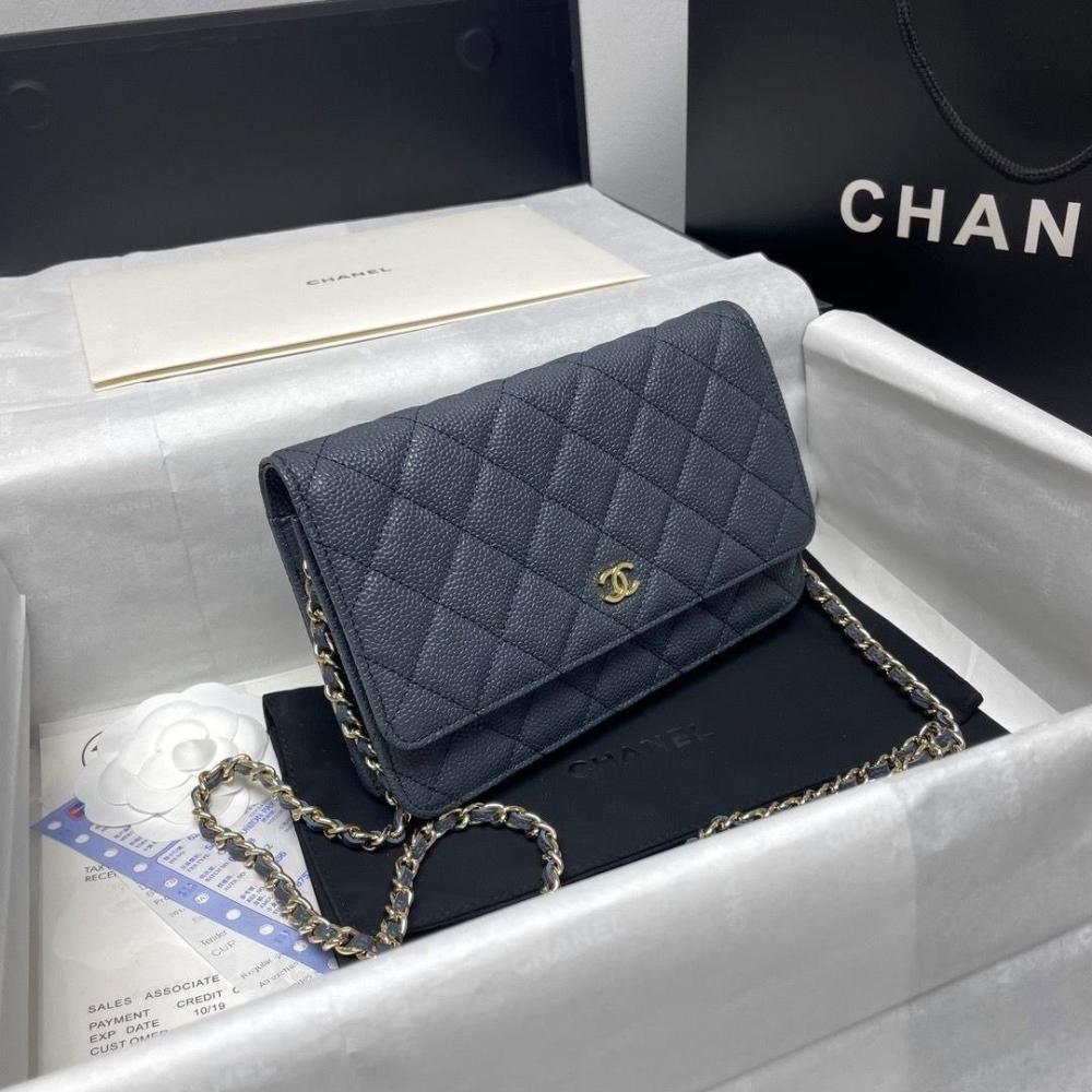 محفظة شانيل تايملس كلاسيك ماتلاسيه مقاس 19