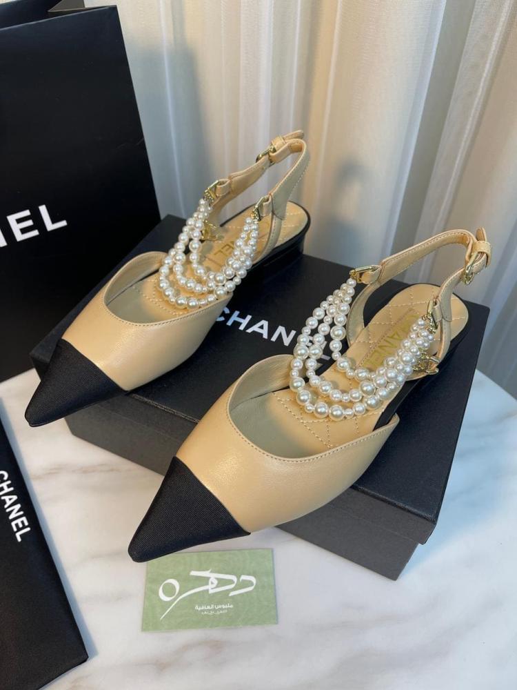 حذاء شانيل سليب باك