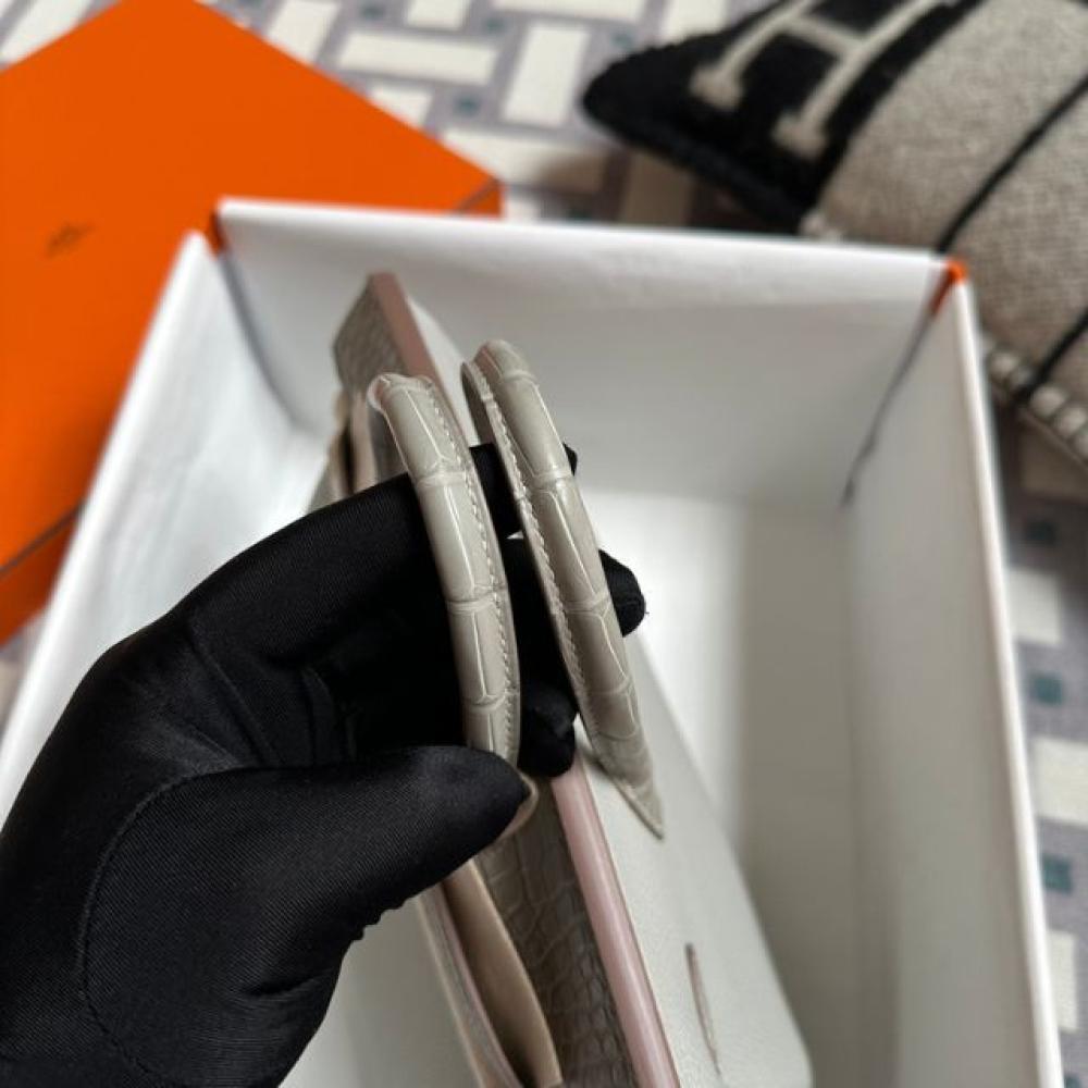 حقيبة بيركين تاتش بطبعة جلد التمساح غير اللامع - رمادي