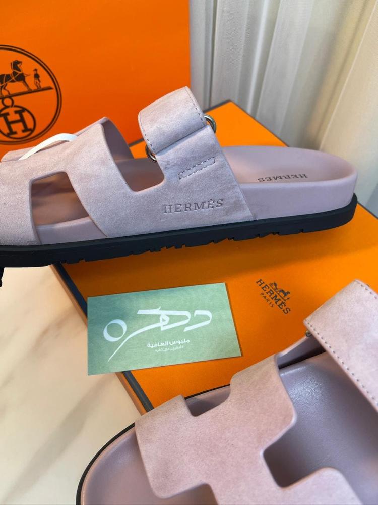 صندل من الجلد الشيبر من هيرميس - وردي