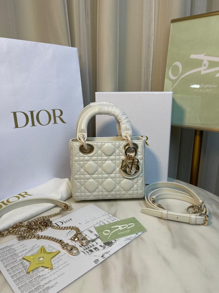 شنطة ديور Mini Lady - أبيض مع هاردوير ذهبي