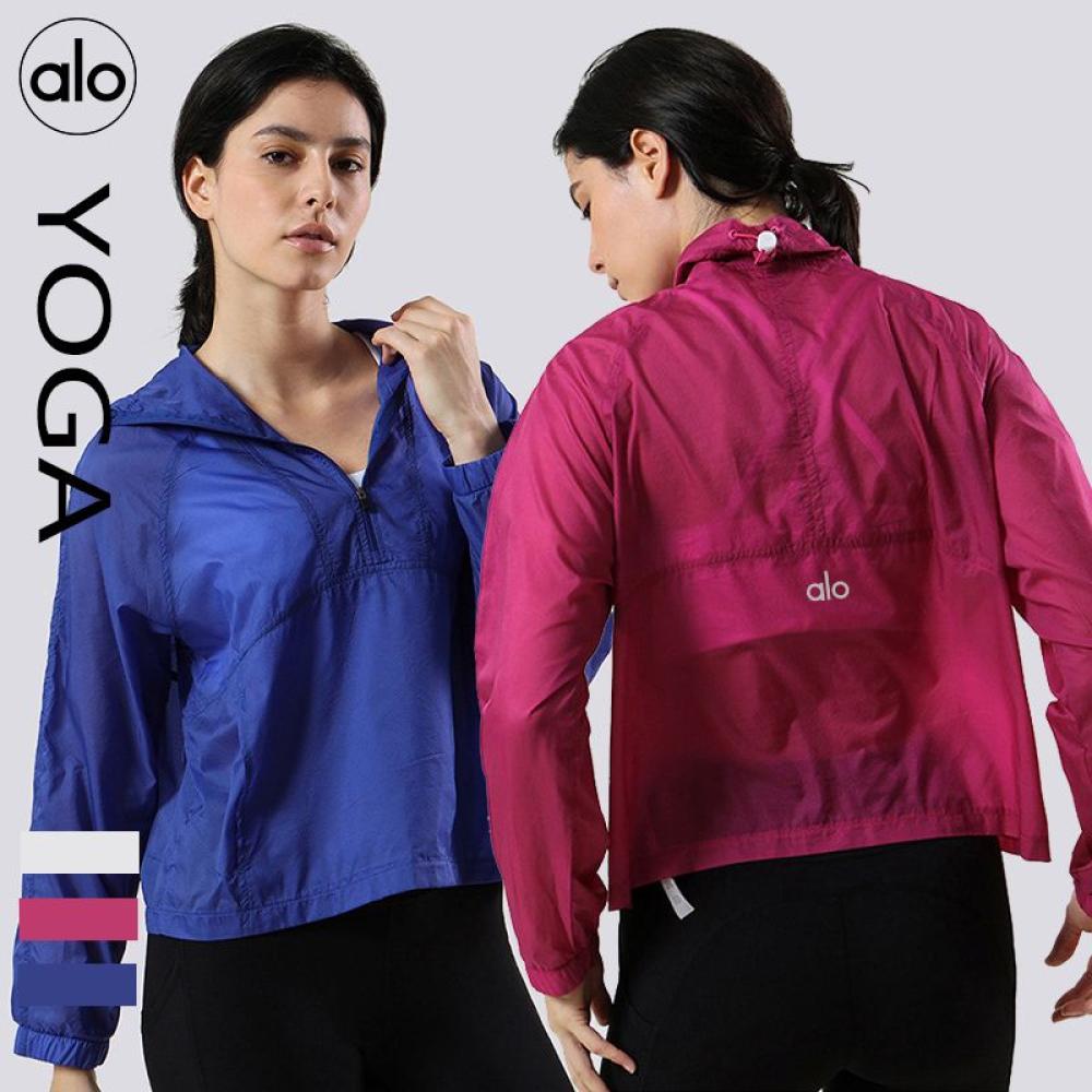 بلوزة رياضية بأكمام طويلة من alo yoga