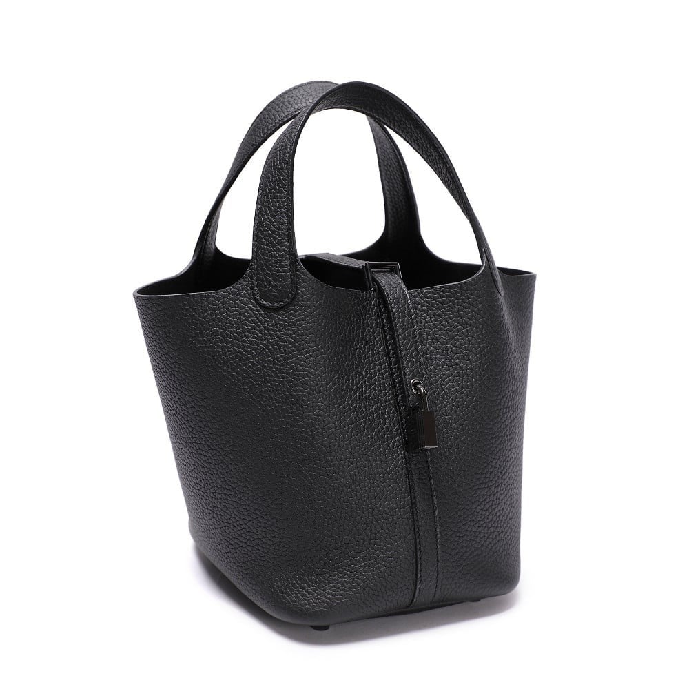 شنطة هيرميس بيكوتين مقاس 18 هاردوير أسود - أسود