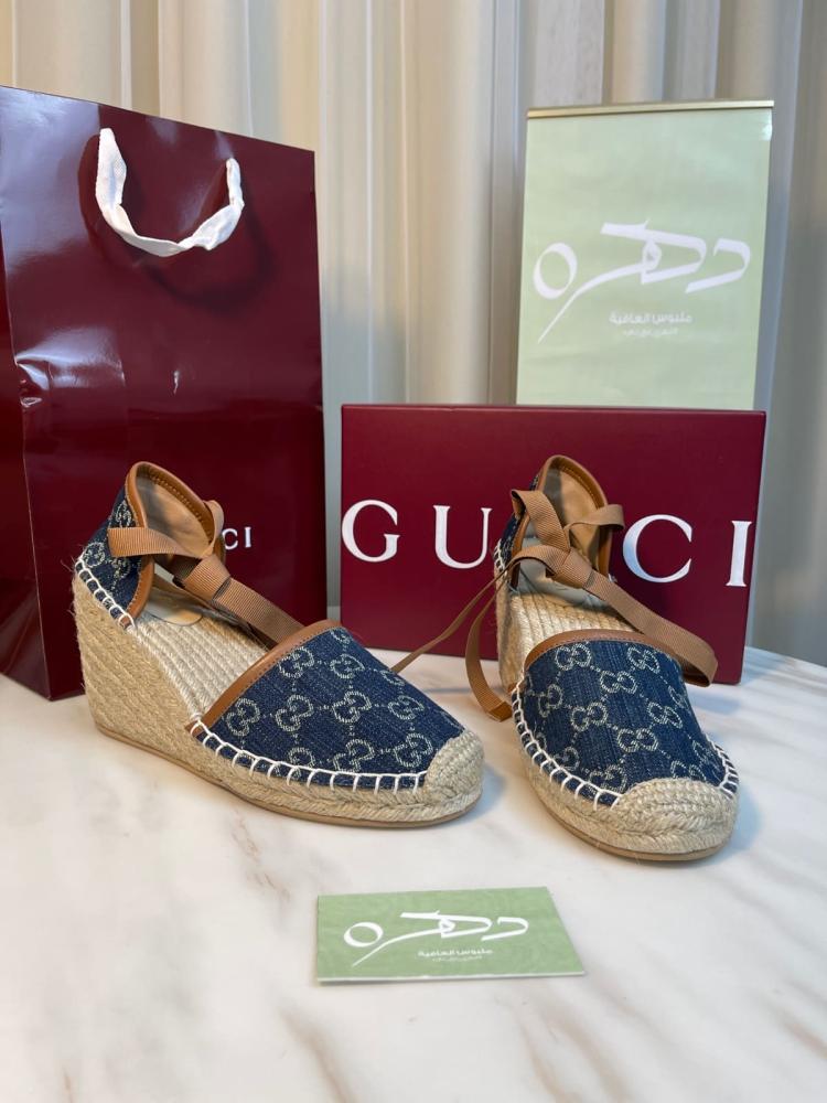 صندل "Pilar Double G" من غوتشي للنساء