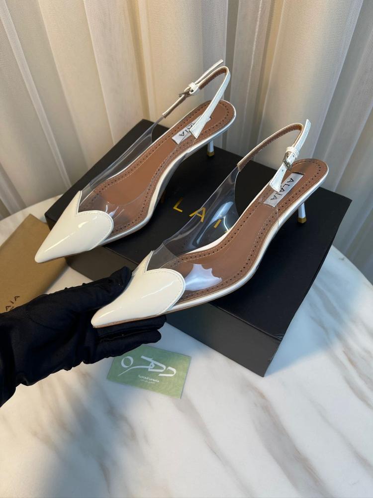 حذاء كعب ذو حزام خلفي من الايا - أبيض