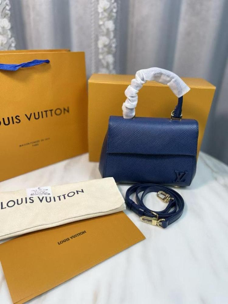 حقيبة Louis Vuitton الجلد