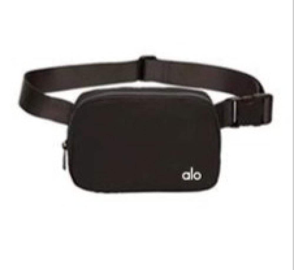 حقيبة خصر وكتف ايفري وير من ALO YOGA