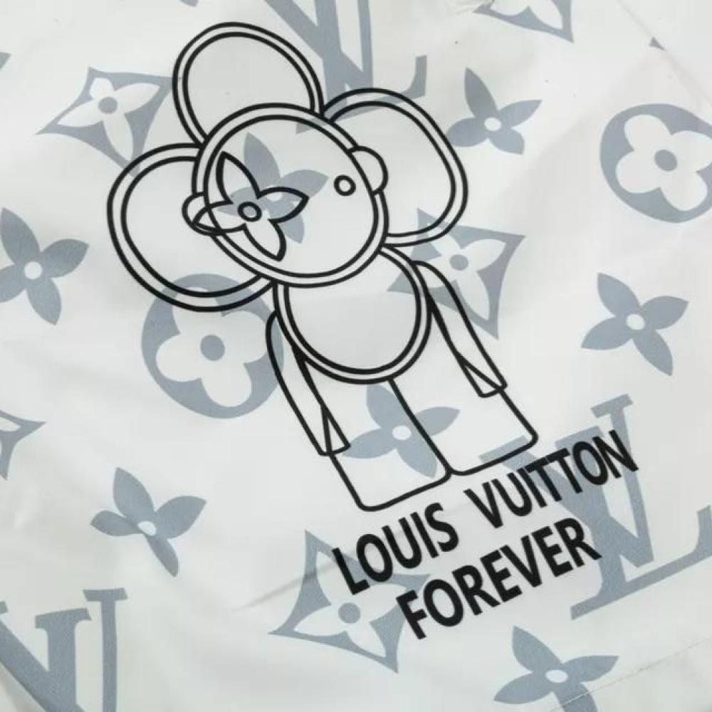 شورت لويس فيتون سوبريم مونوغرام