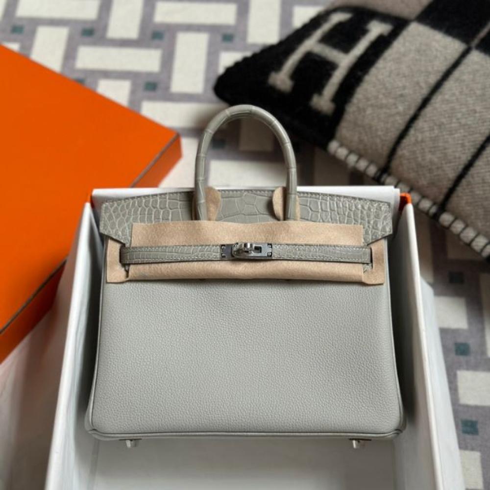 حقيبة بيركين تاتش بطبعة جلد التمساح غير اللامع - رمادي