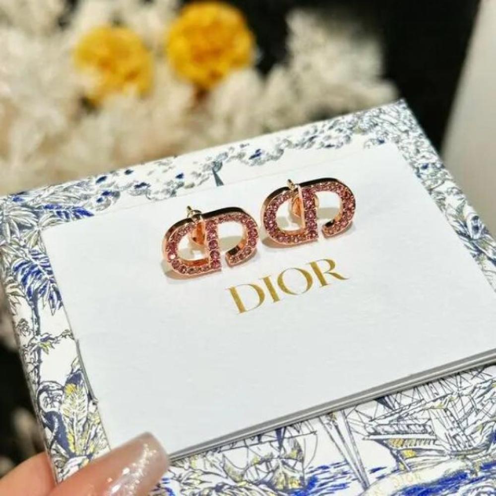أقراط ديور CD مطلية بالذهب الوردي