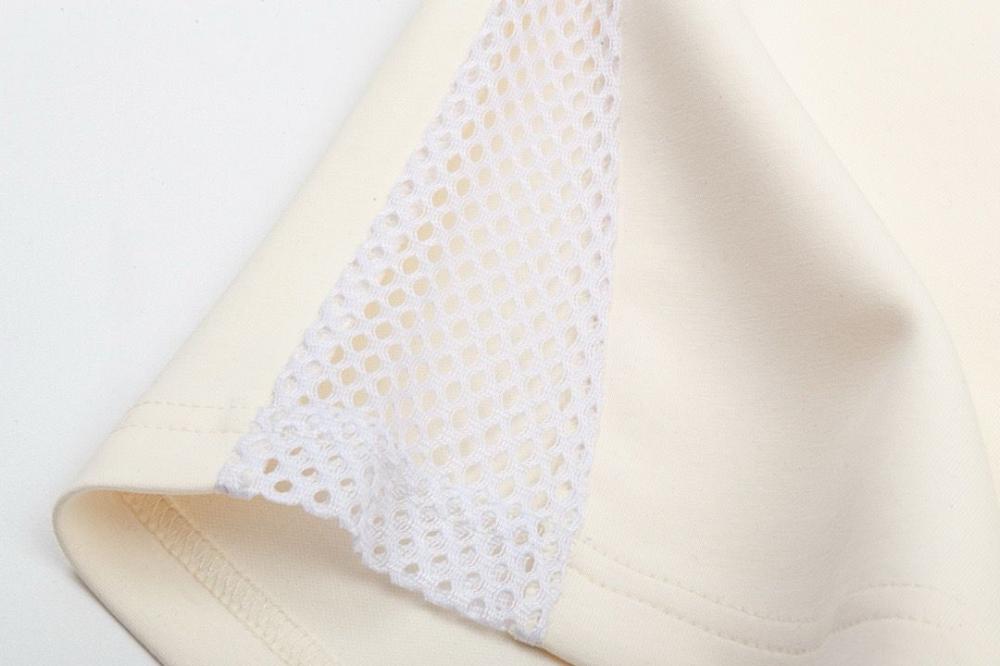 شورت منسوج ومطاط برقعة مريحة مع شعار مطرز من فندي