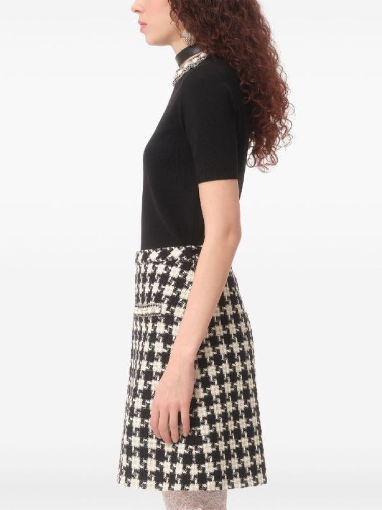 سترة فالنتينو غارافاني الصوفية المطرزة