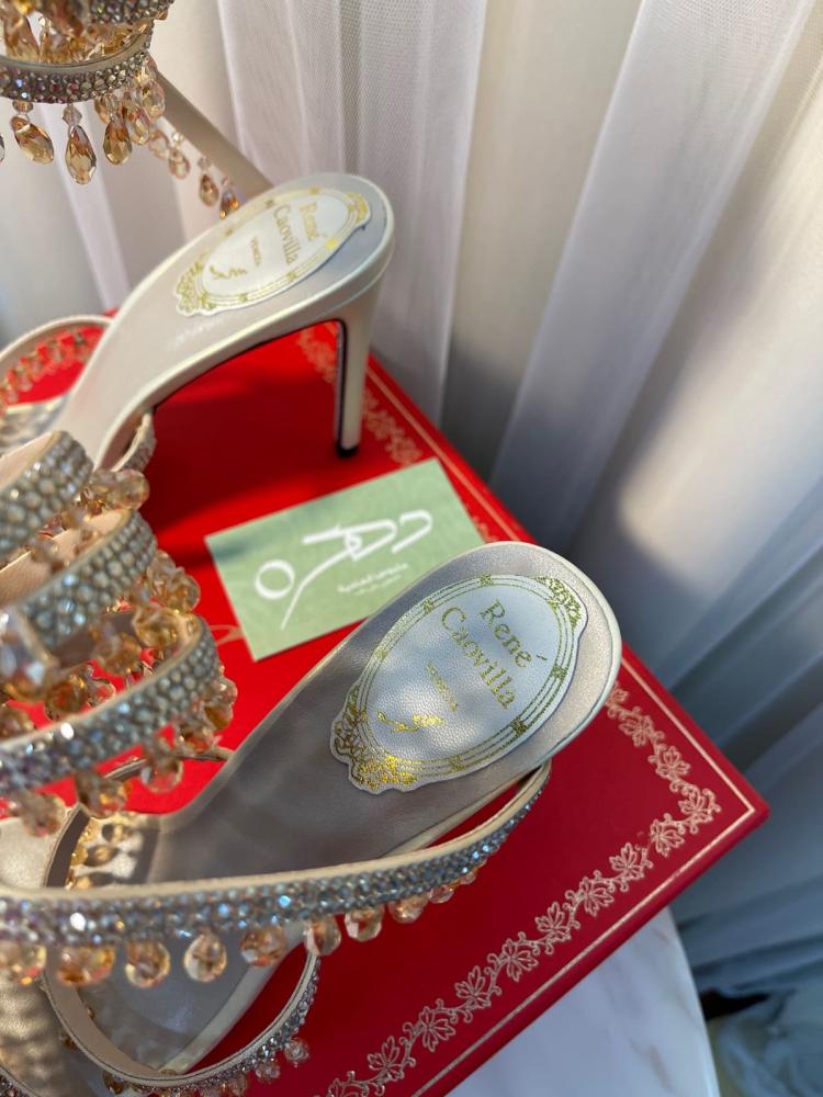 صندل ثريا مرصع بكريستالات 10.5سم من رينيه كاوفيلا
