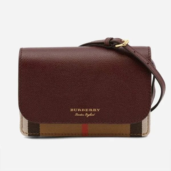 شنطة بيربري Hampshire