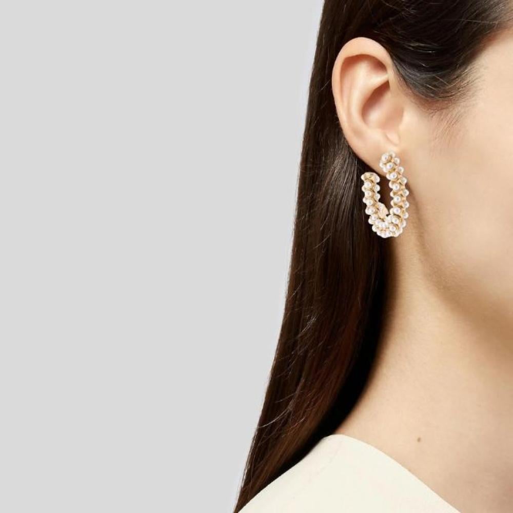 أقراط بشعار CC ممزوج باللؤلؤ الصناعي من شانيل