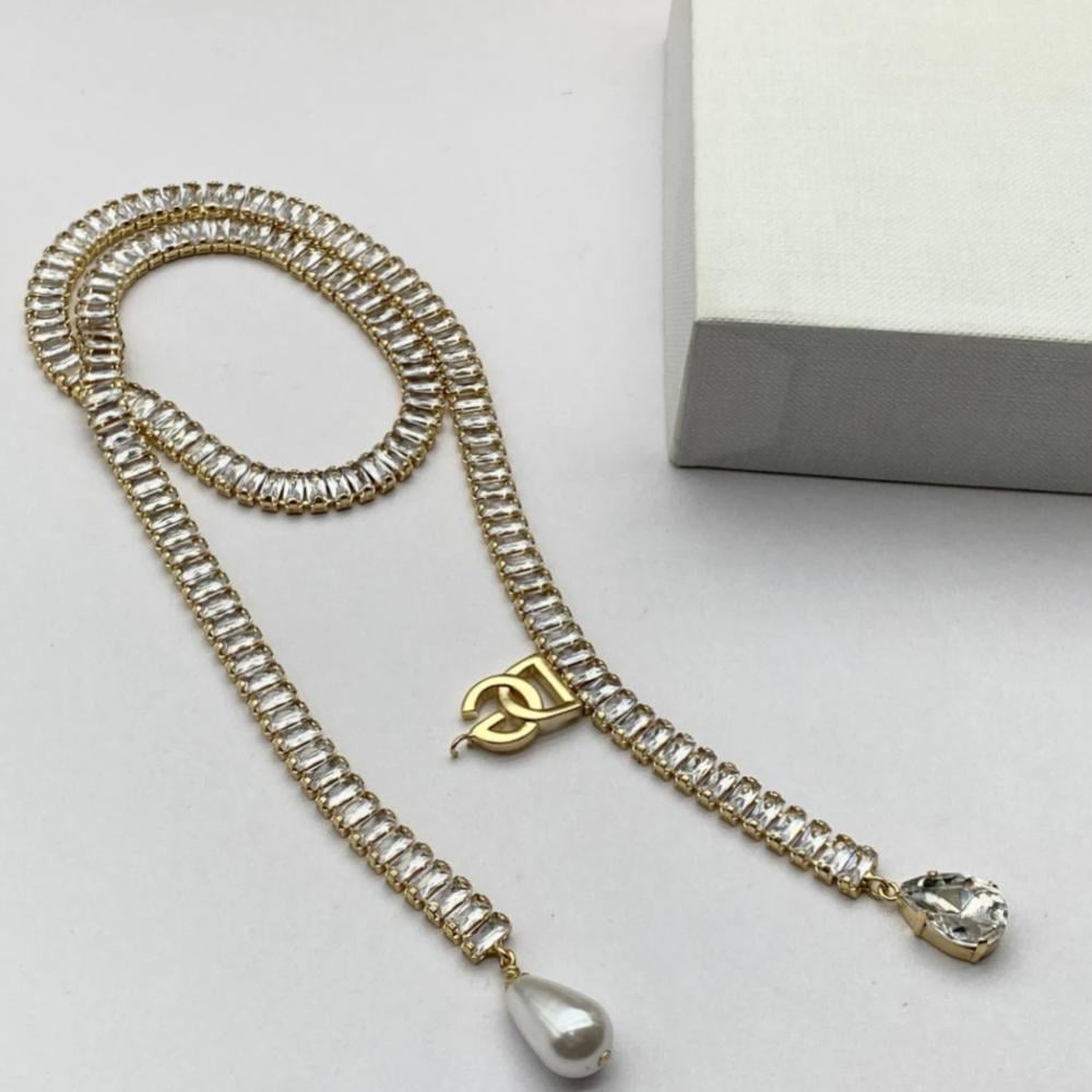 قلادة Dolce & Gabbana من حبات الزركون