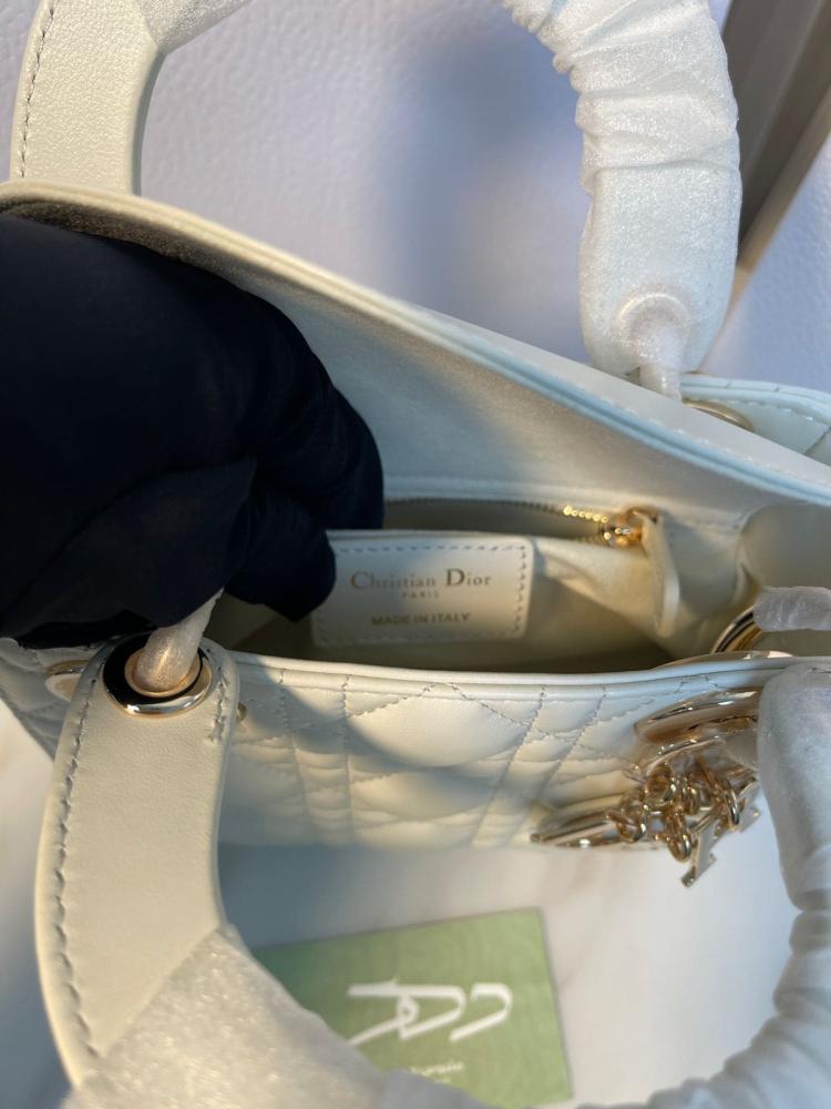 شنطة ديور Mini Lady - أبيض مع هاردوير ذهبي
