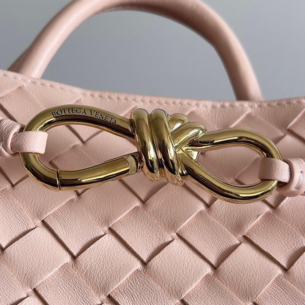 حقيبة بوتيغا فينيتا أنديامو