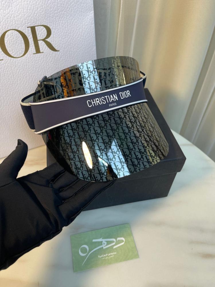 قبعة ديور الشمسية DIORCLUB V1 بمقاس قابل للتعديل