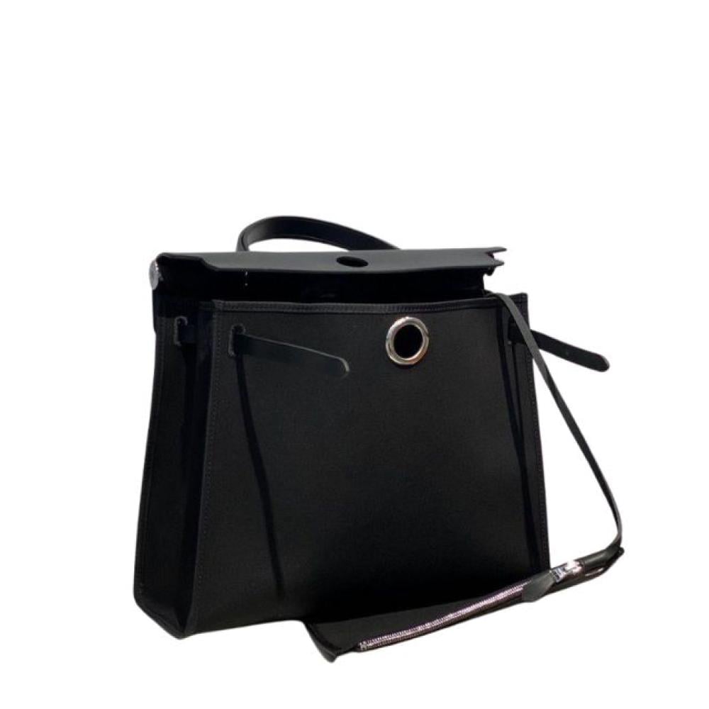 حقيبة هيرباج توال 31 بقماش وجلد أسود من ايرميز