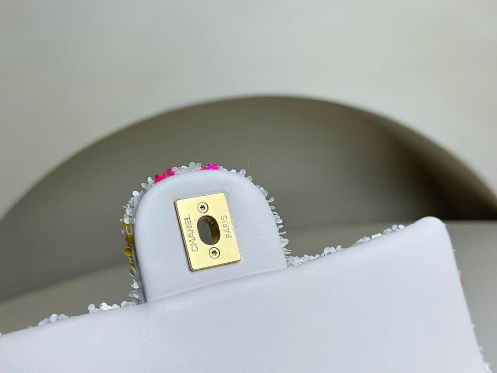 حقيبة شانيل كلاسيك فلاب بتصميم CHANEL LA DISCO-مقاس 20