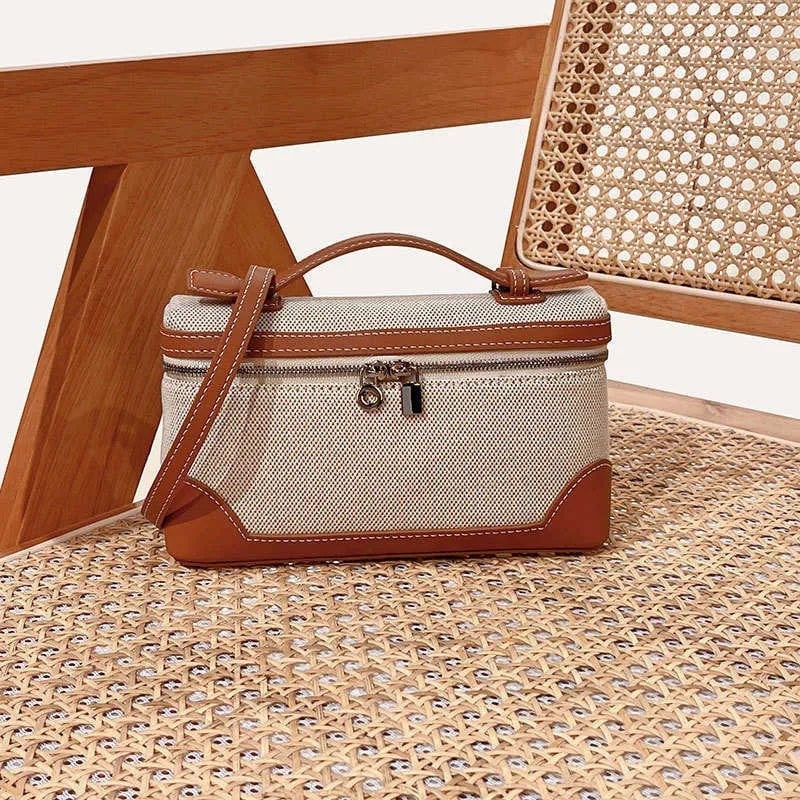 شنطة لوروبيانا إكسترا بوكت باوتش إل 19 كانفس - هافان