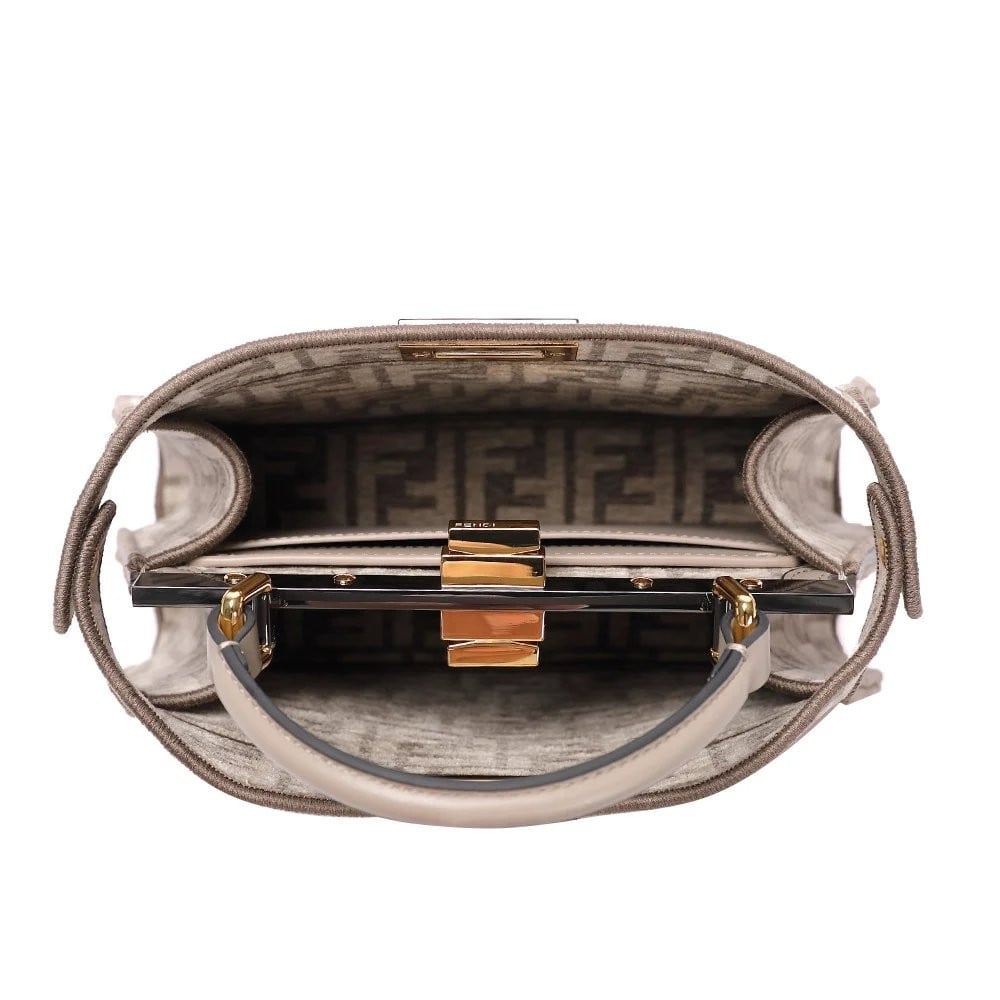 شنطة فندي بيكابو لوقو سمول 27 - بني فاتح