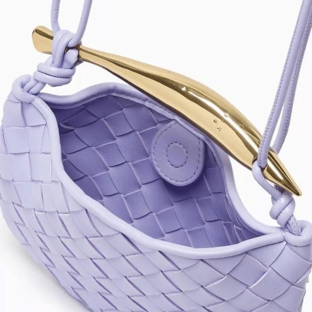 حقيبة ساردين ميني بيد علوية جلد مجدول من بوتيغا فينيتا - بنفسجي