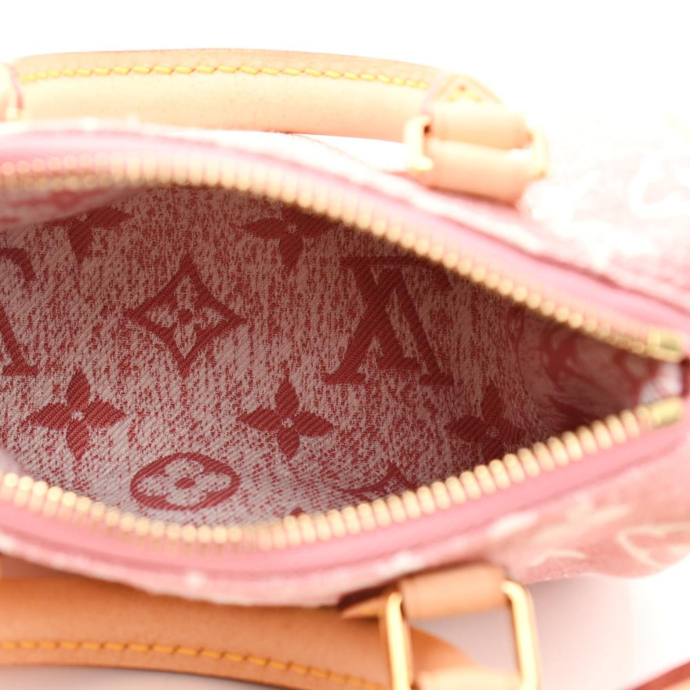 حقيبة يد صغيرة LV من قماش الدنيم المزخرف بنقشة مونوغرام
