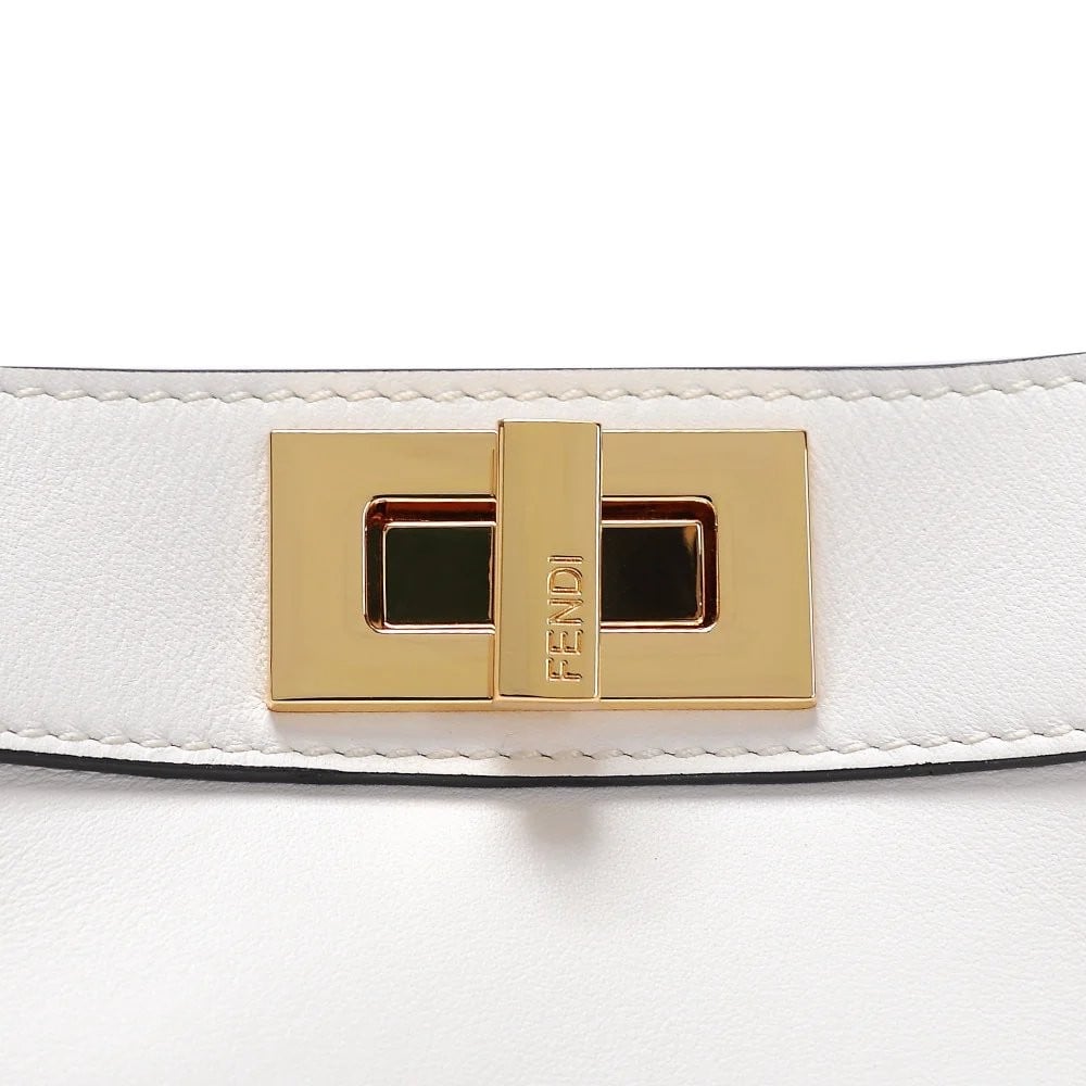 شنطة فندي بيكابو سمول 27 - أبيض