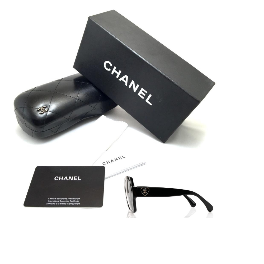 نظارة شمسية من شانيل باطار مستطيل مع تصميم قلب