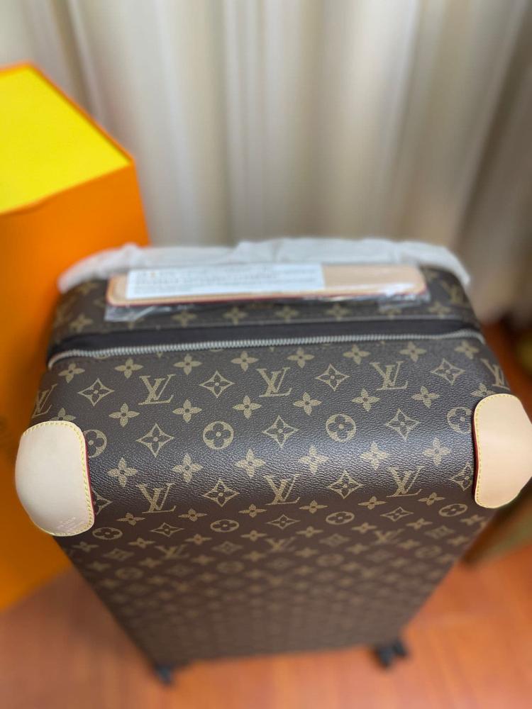 شنطة سفر لويس فيتون Horizon 55 M23203