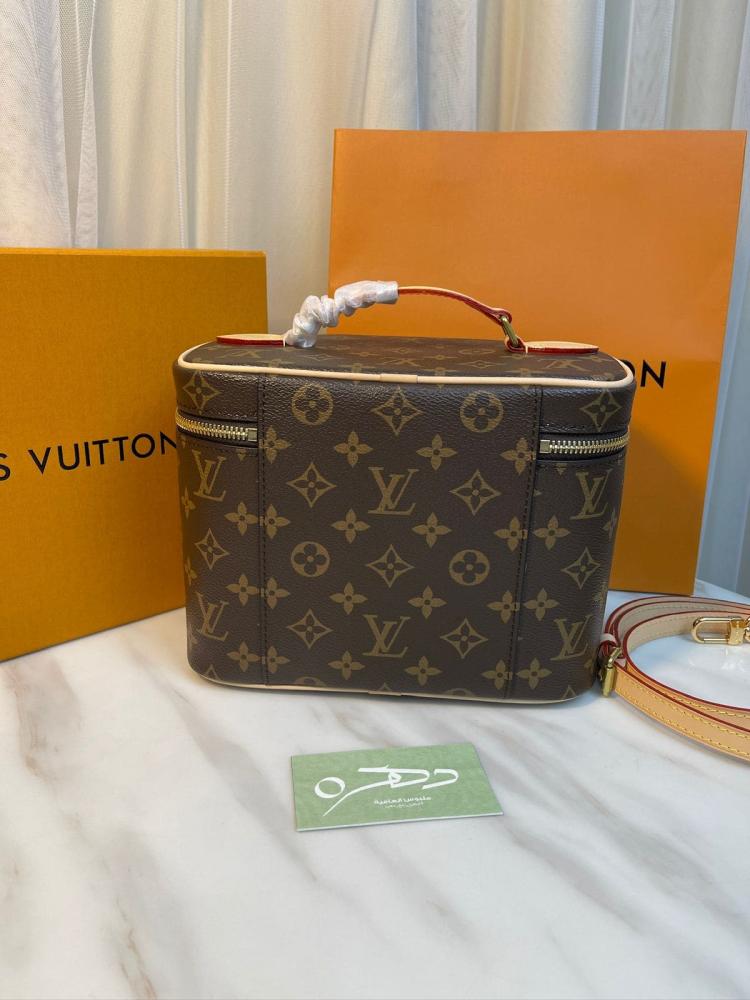 حقيبة نايس فانيتي من لويس فيتون - مقاس 24