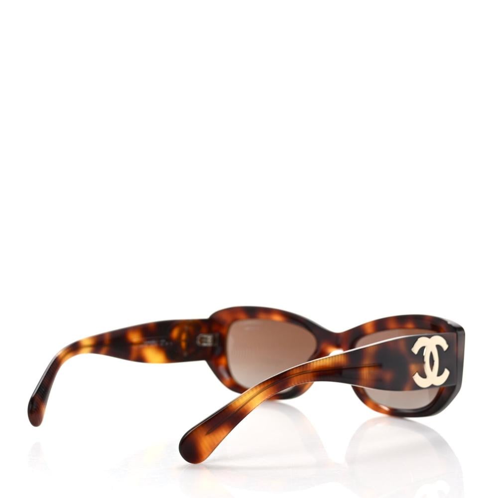 نظارة شمسية مستطيلة مستقطبة من الأسيتات 5493 من شانيل