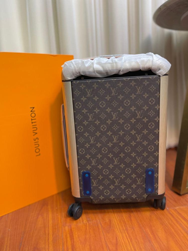 شنطة سفر لويس فيتون Horizon 55 M23203