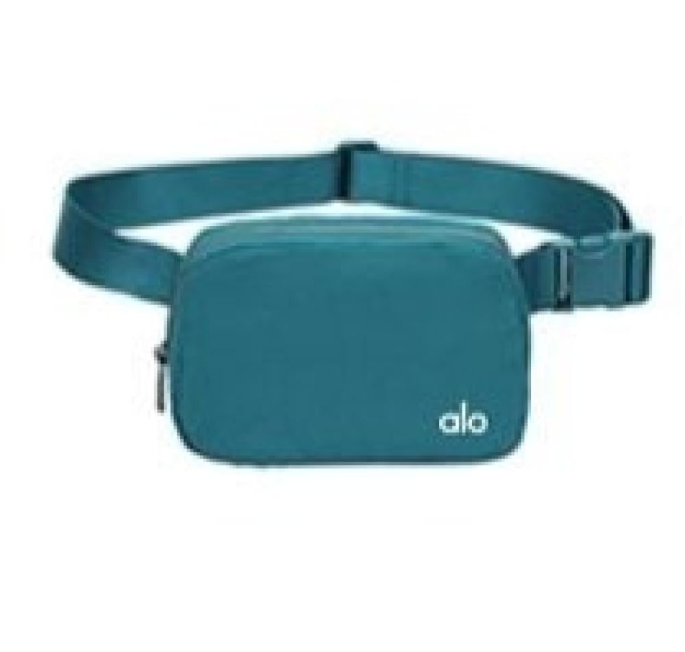 حقيبة خصر وكتف ايفري وير من ALO YOGA