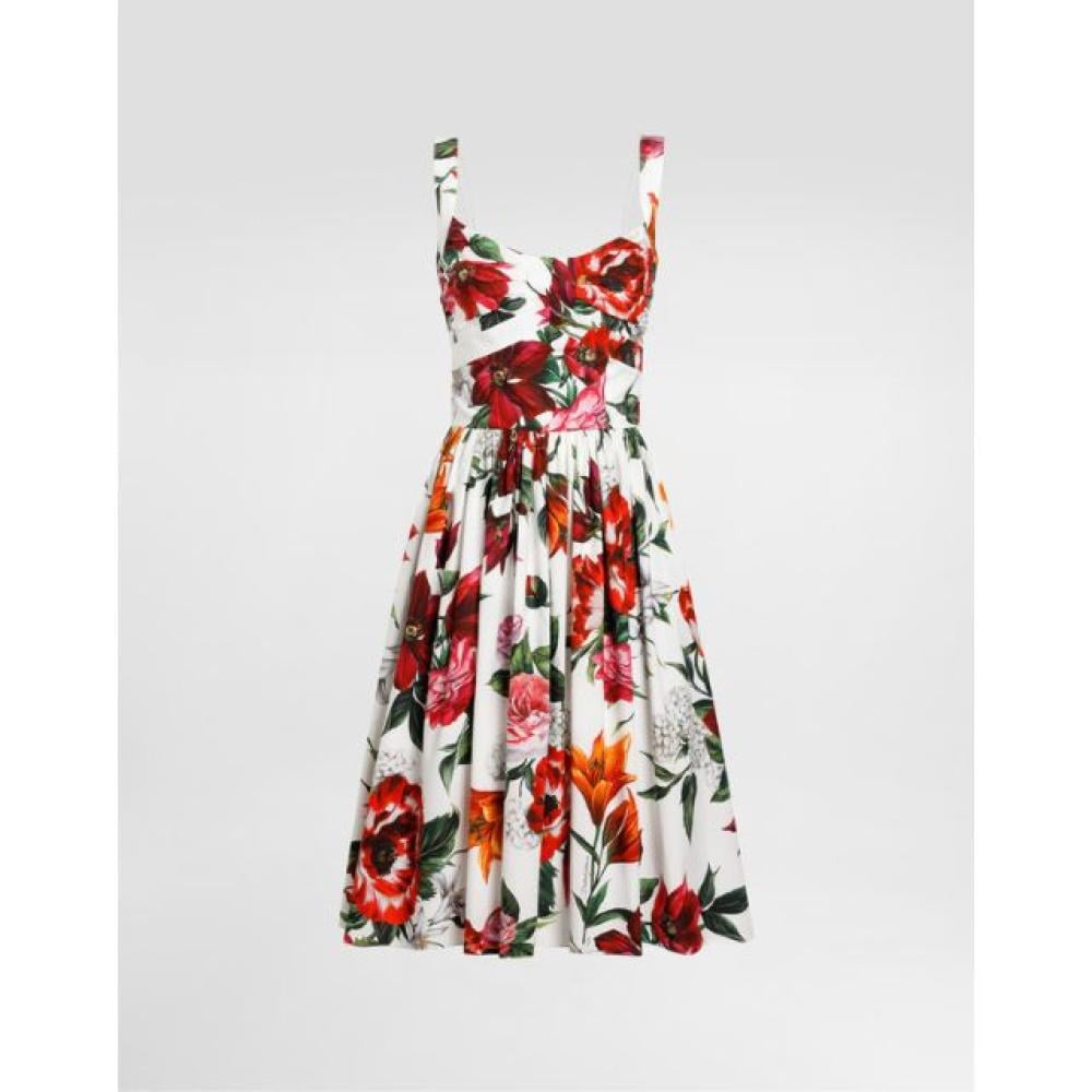 فستان صيفي بطبعة زهور من دولتشي آند غابانا