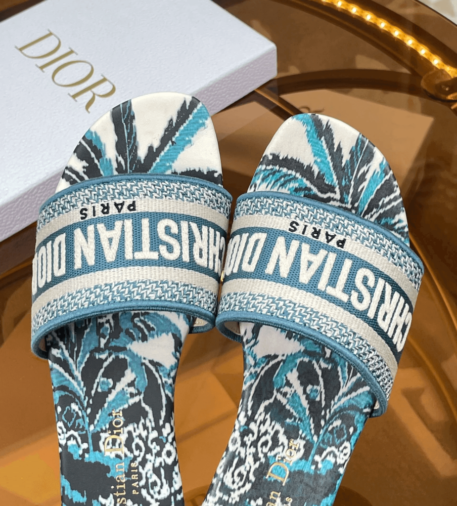 ديور Dway Slide 1