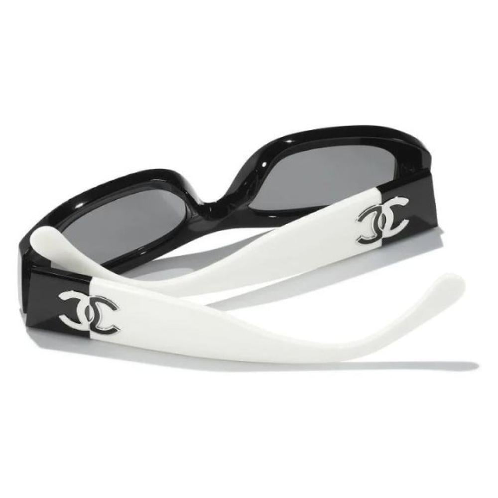 نظارة شمسية CH5525 1656/T8 من شانيل بلون أسود وأبيض