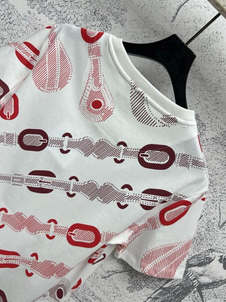 تيشيرت هيرمس المطبوع