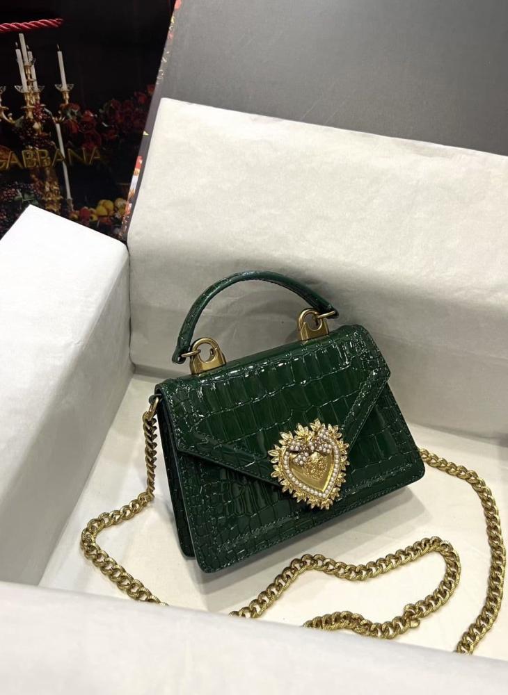 حقيبة دولتشي آند غابانا ديڤوشن الصغيرة  مقاس ١٩ سم- أخضر