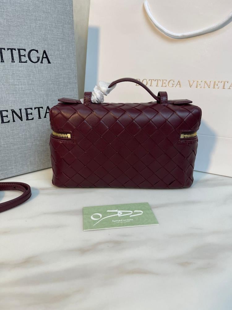 حقيبة بانغ بانغ فانيتي الجلدية من بوتيغا فينيتا - برغندي