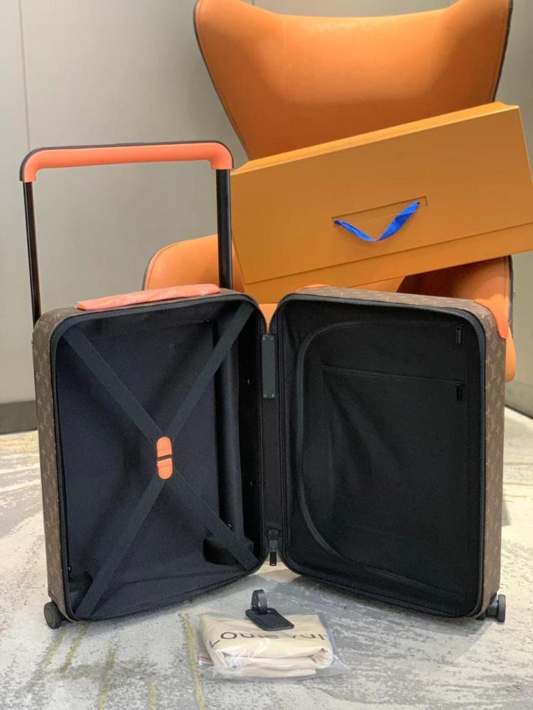 حقيبة هوريزون 55 من لويس فيتون - برتقالي