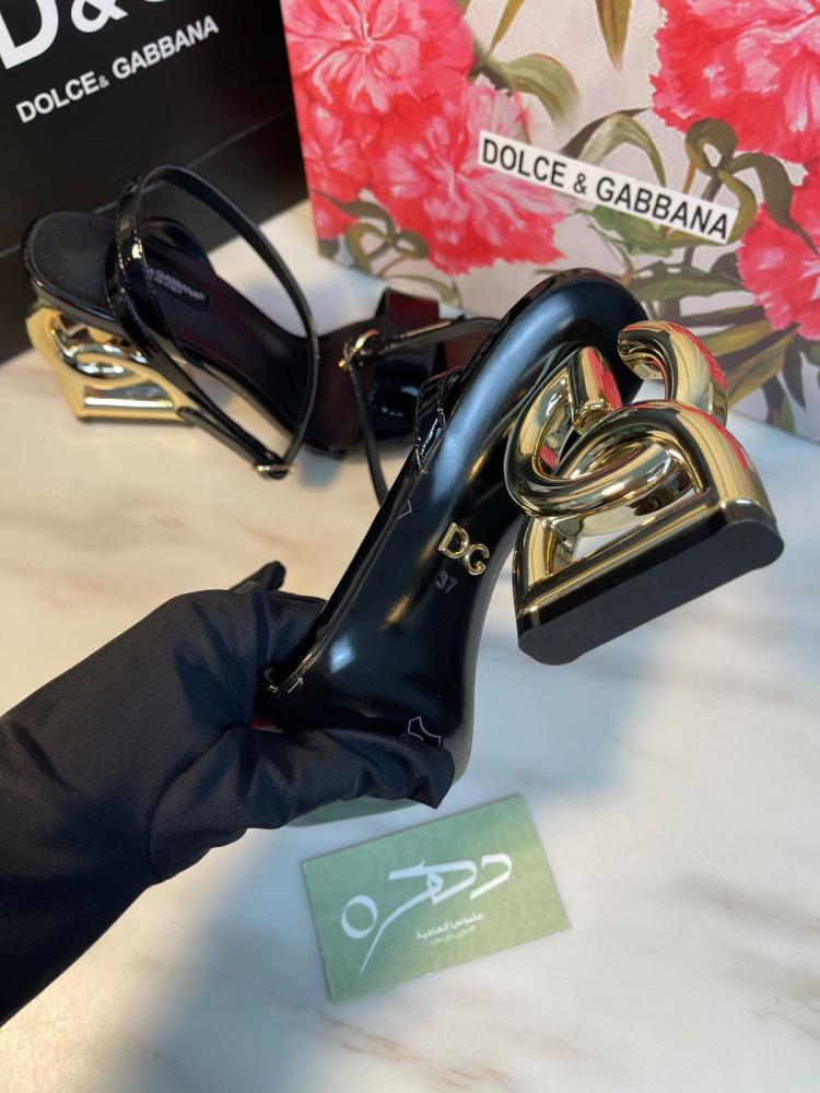 صنادل كيرا دي جي باروكي الجلدية من دولتشي