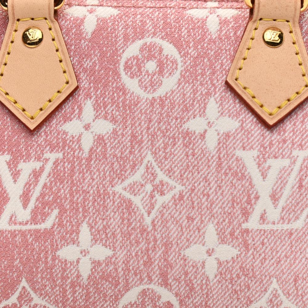 حقيبة يد صغيرة LV من قماش الدنيم المزخرف بنقشة مونوغرام