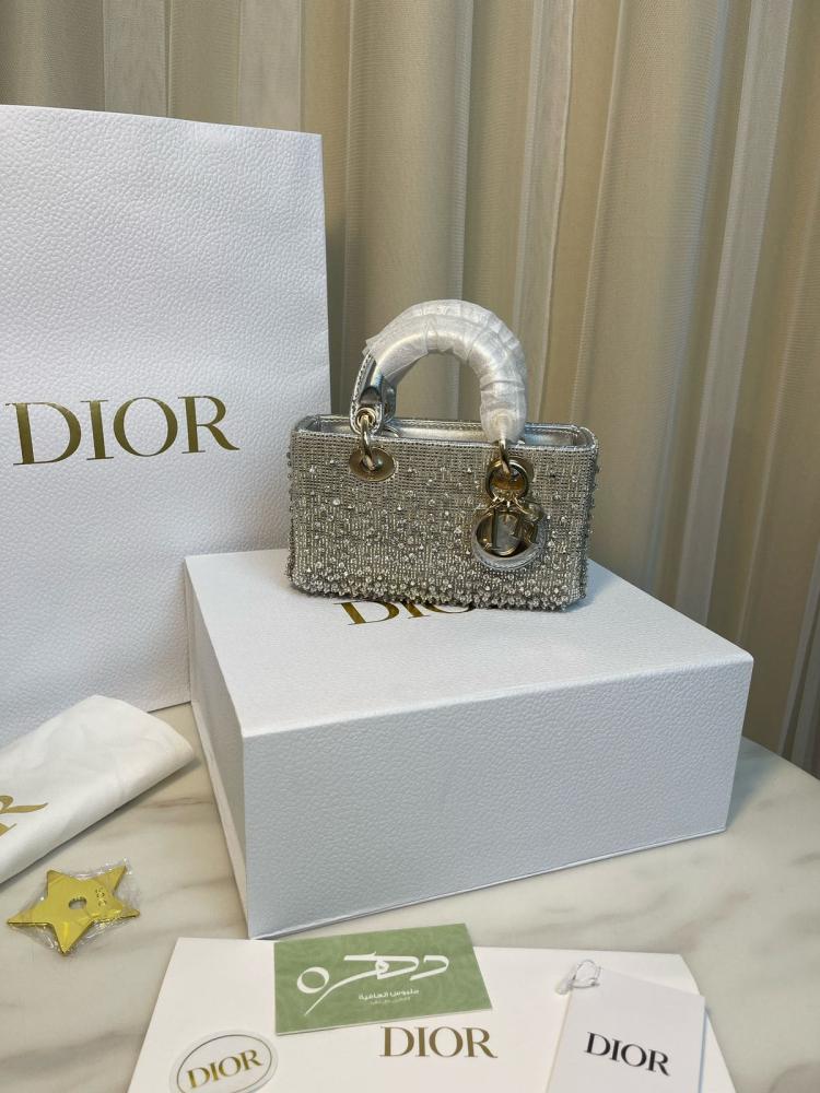 حقيبة ديور دي جوي كريستال-مقاس 16