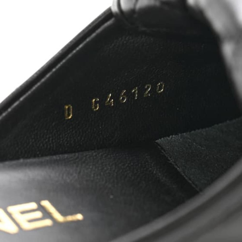 شبشب شانيل جلد مبطن - أسود