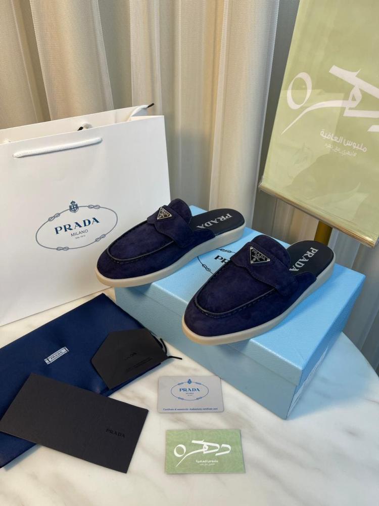 حذاء برادا من الشامواه مفتوح