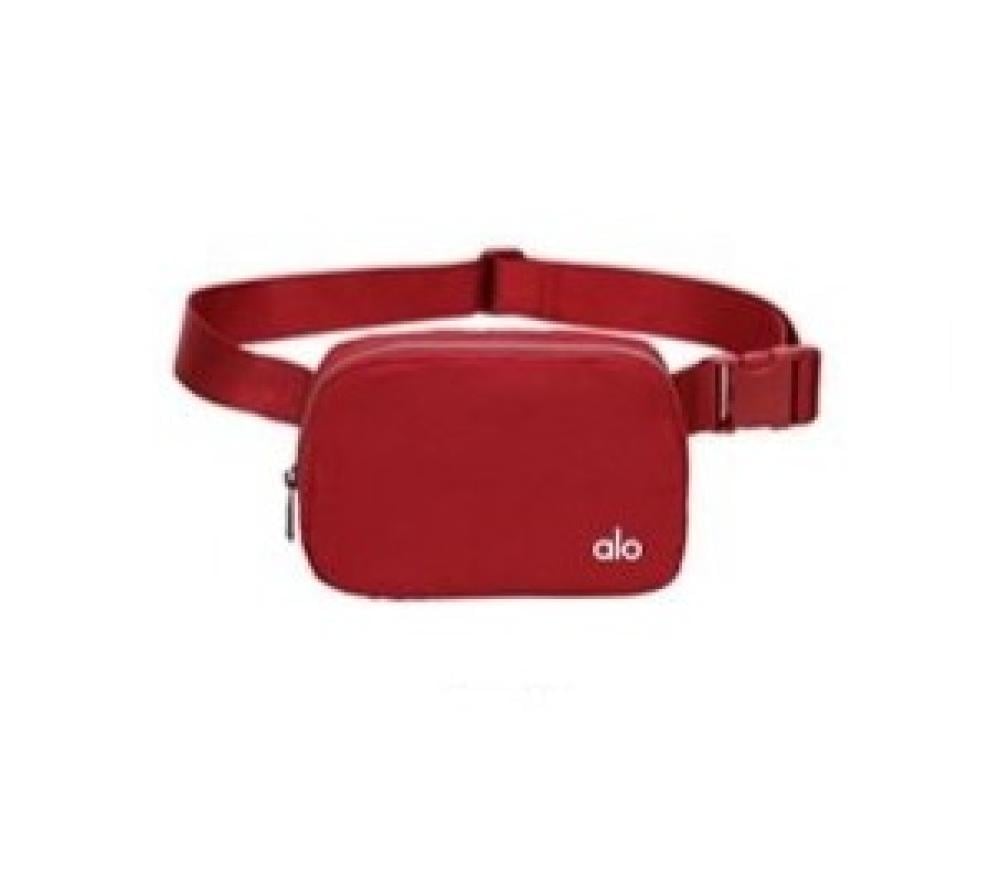 حقيبة خصر وكتف ايفري وير من ALO YOGA