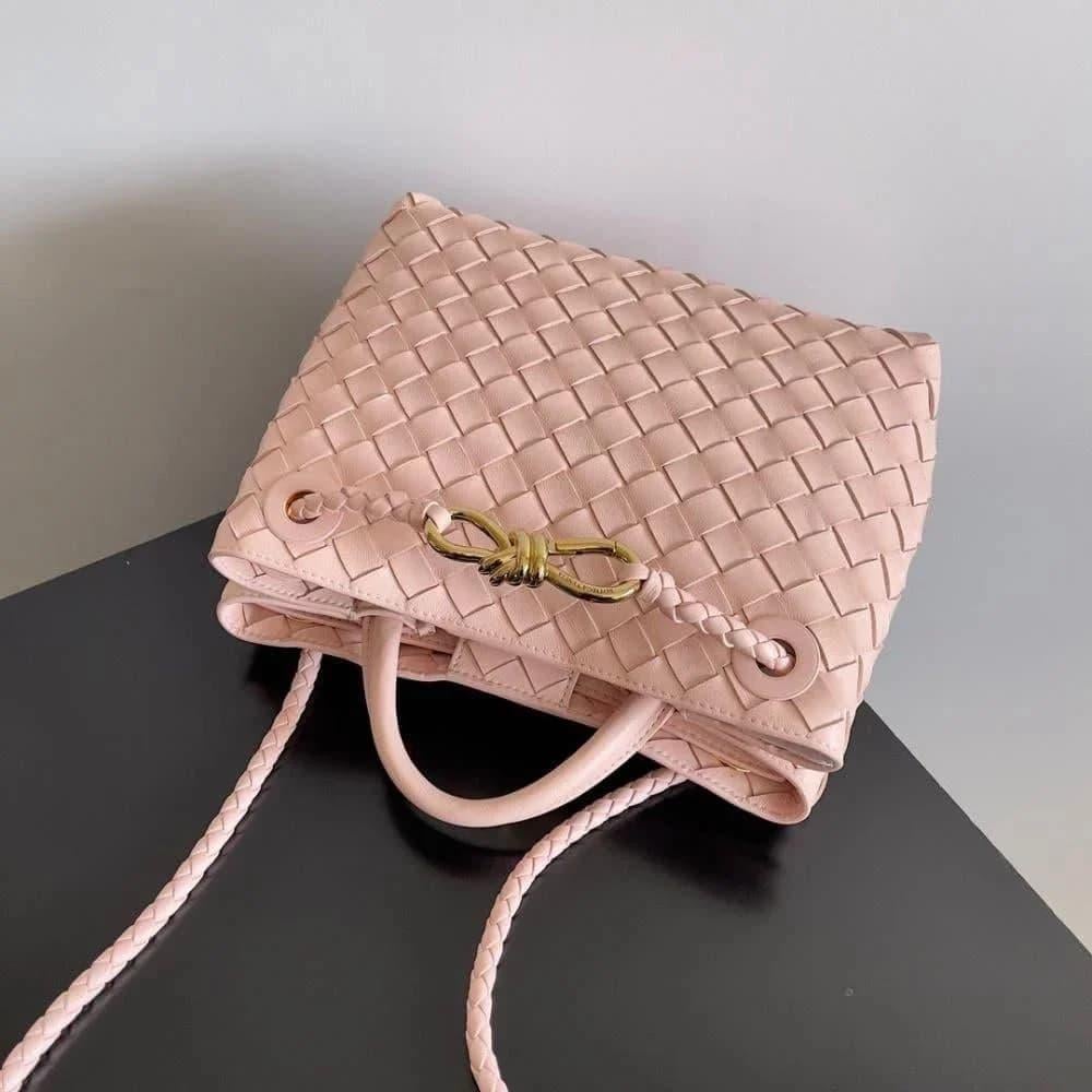 حقيبة بوتيغا فينيتا أنديامو